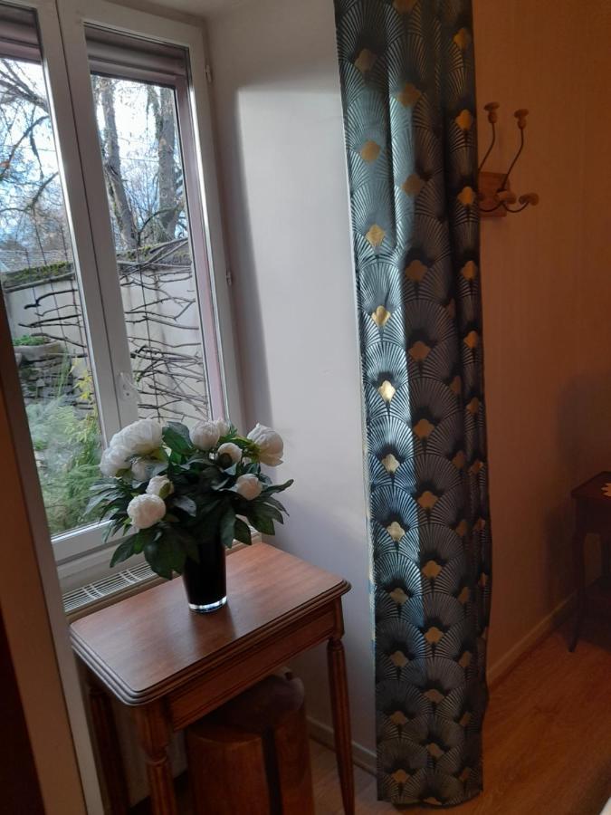 Aux Glycines Bed & Breakfast Marcilly-Ogny Eksteriør bilde